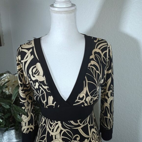 CHARLOTTE RUSSE BLACK & BEIGE DRESS SZ.L EUC - Picture 3 of 7